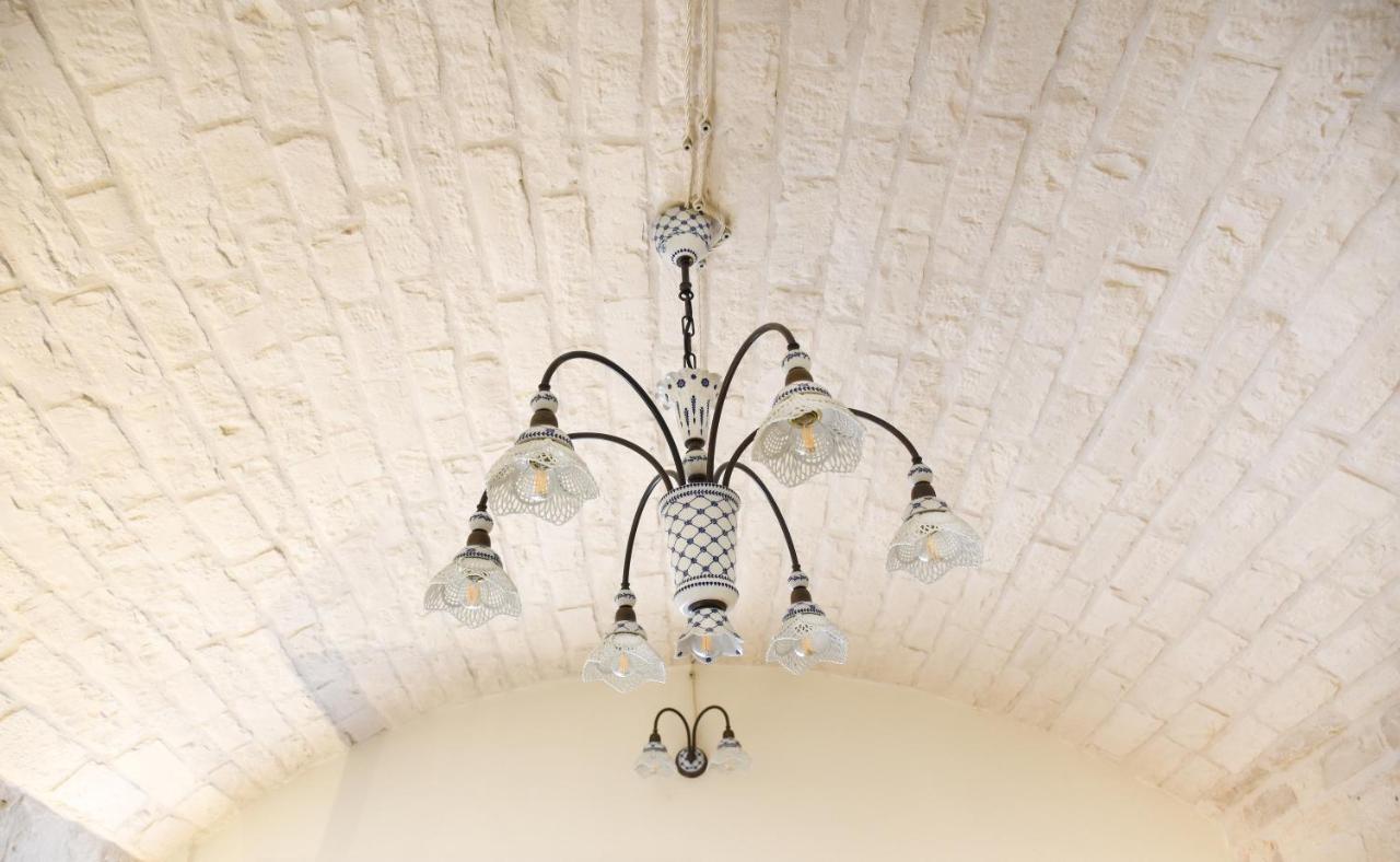 Trulli E Puglia Luxury Suite Alberobello Exterior photo